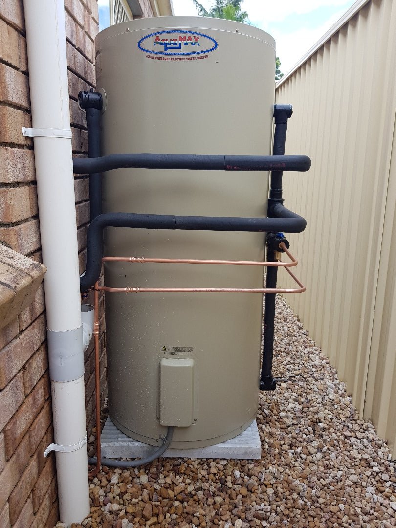 Aquamax 315L Electric Hot Water System - Installed Today