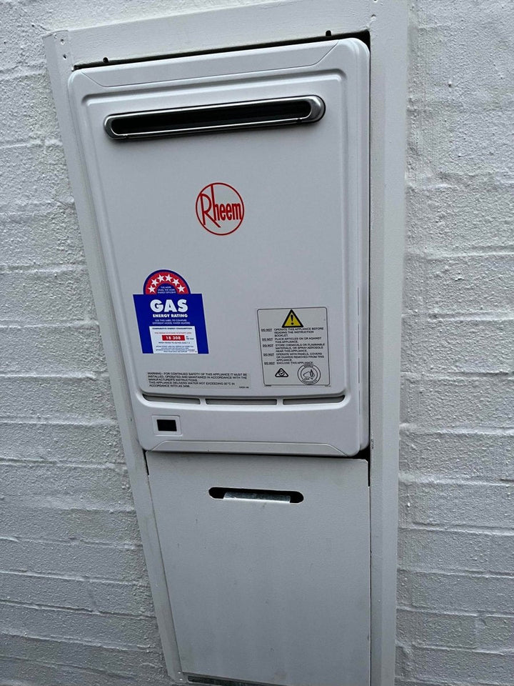 Rheem Metro 26 LPG Gas Hot Water System - Installed Today