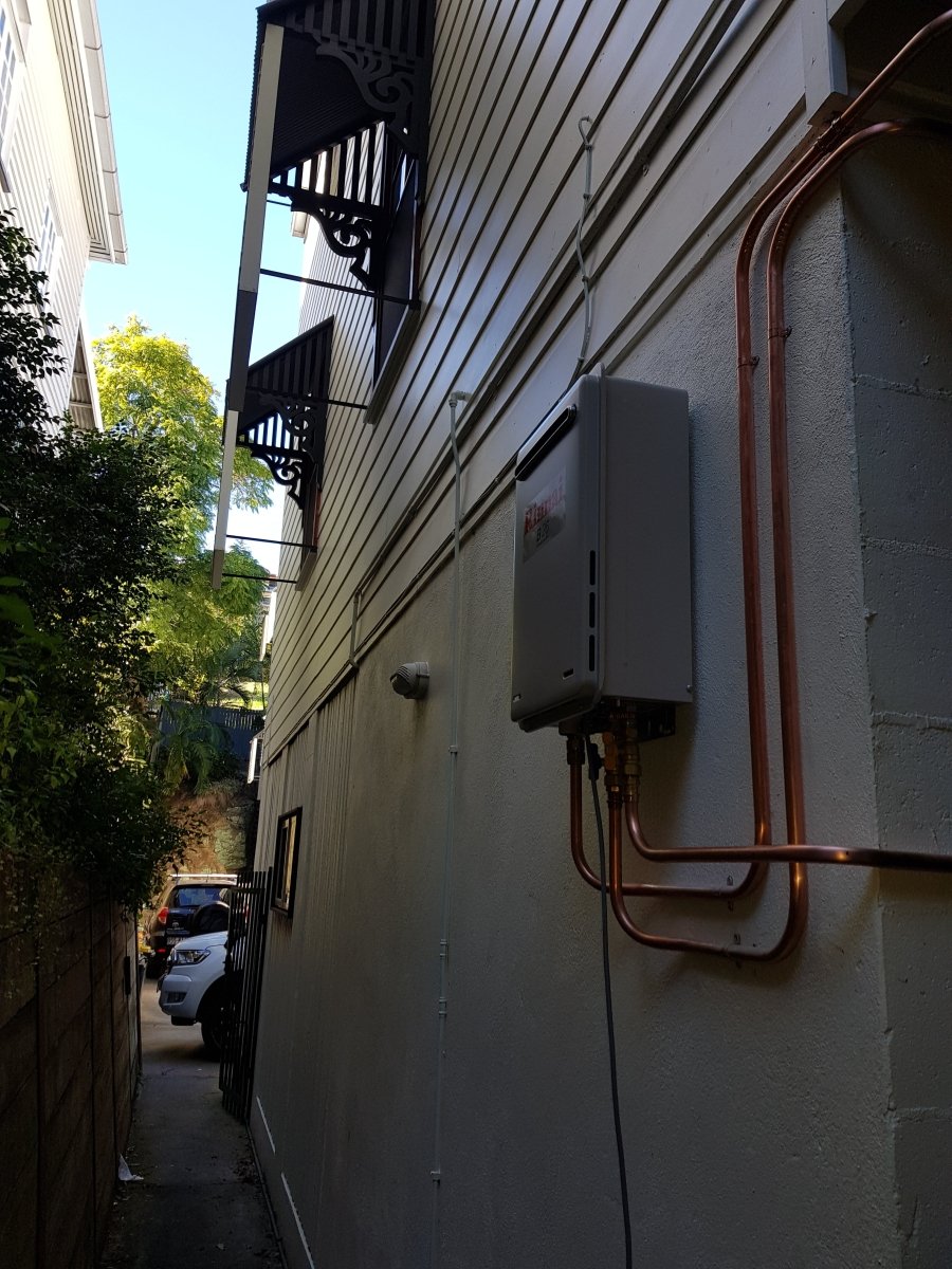 Rinnai B26 LPG Gas Hot Water System - Installed Today